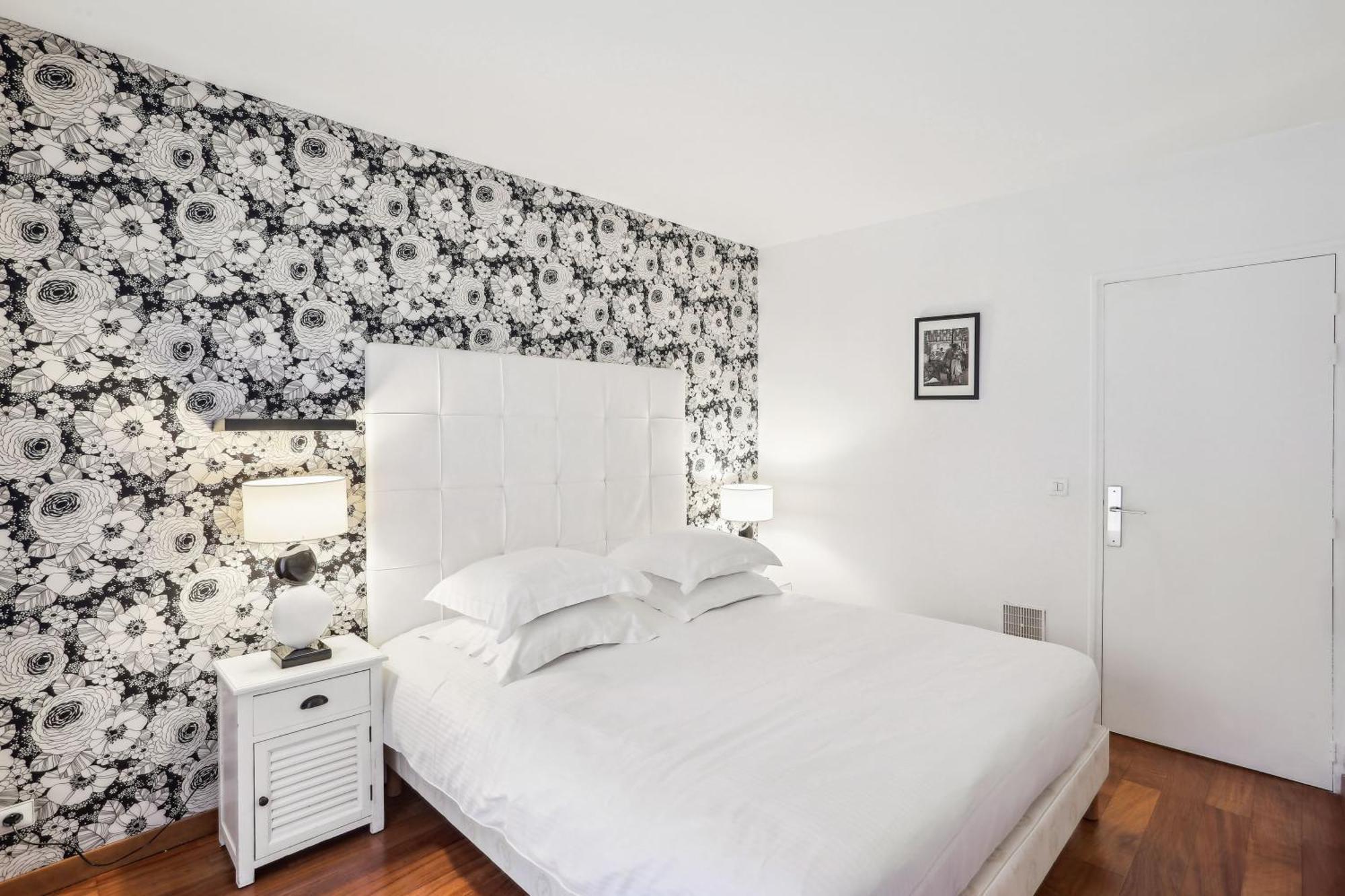 Apartments For Work In City Center Paris Exterior photo