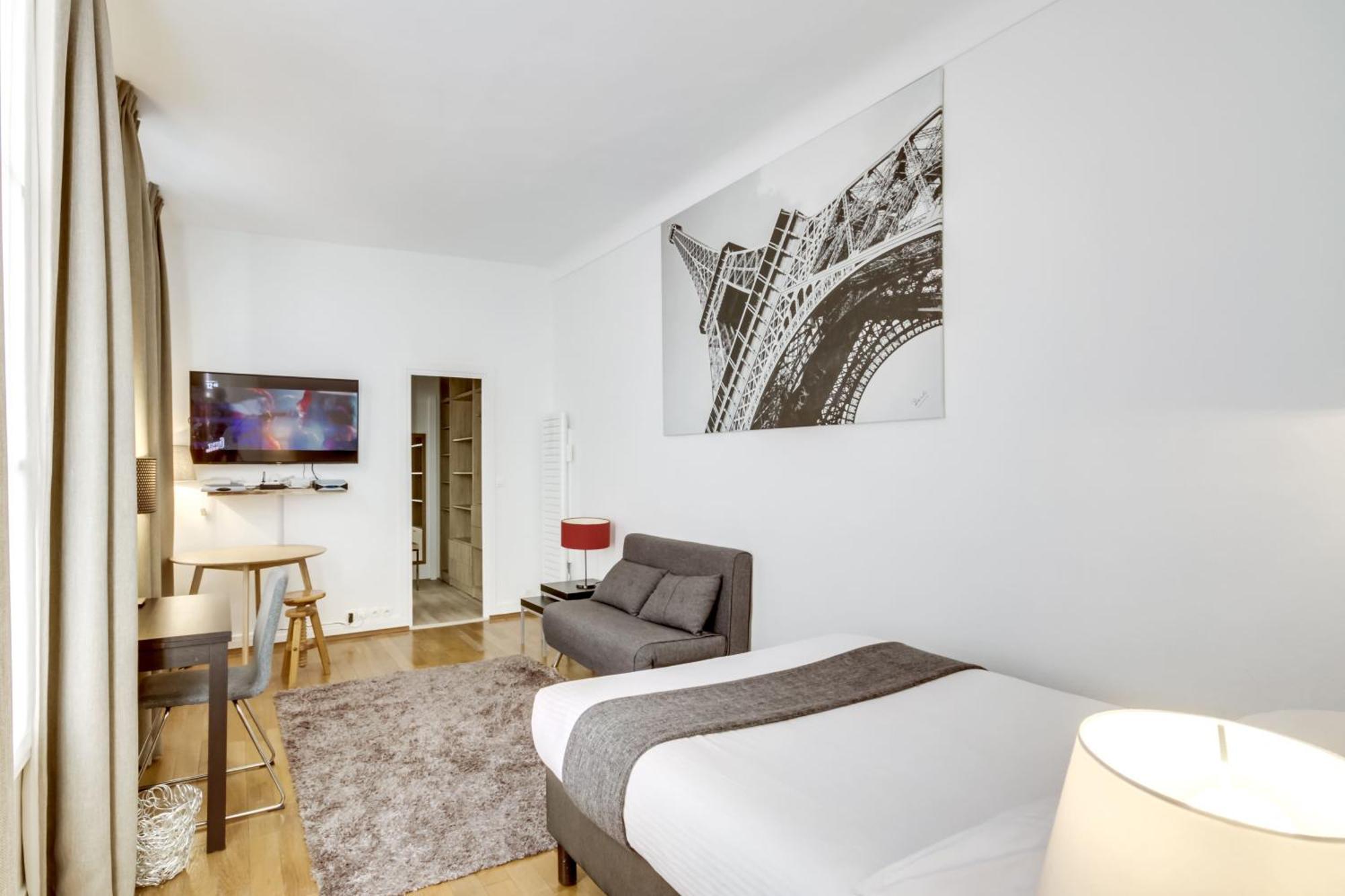 Apartments For Work In City Center Paris Exterior photo