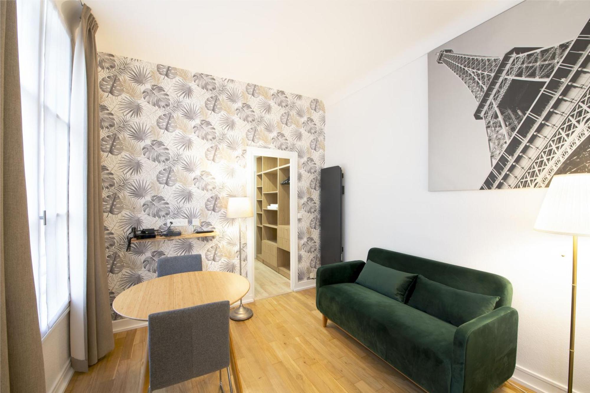Apartments For Work In City Center Paris Exterior photo